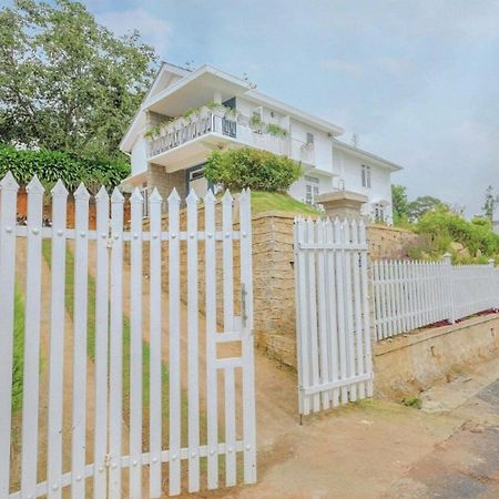 Biet Thu Trang Da Lat Exterior foto